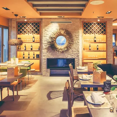 ホテル Barcelo Conde Luna