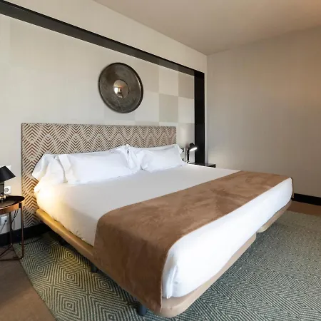 Ξενοδοχείο Barcelo Conde Luna 4*