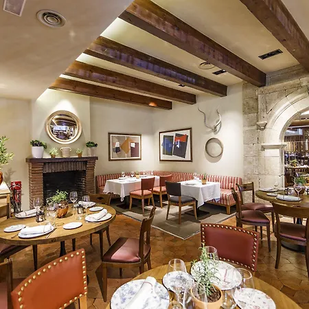 Barcelo Conde Luna 4* レオン