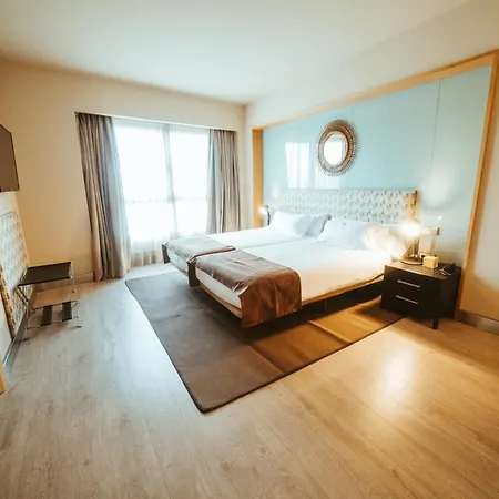 ホテル Barcelo Conde Luna