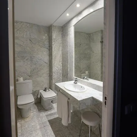 Barcelo Conde Luna レオン