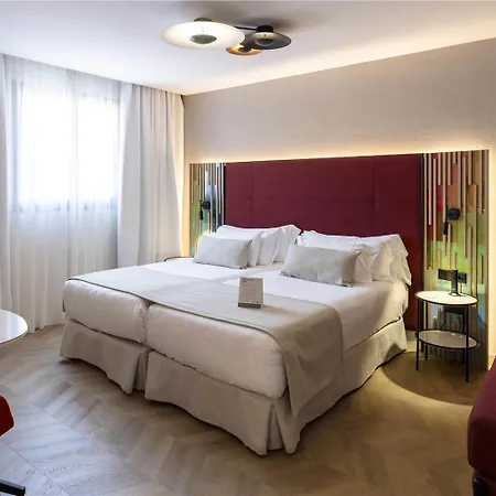 호텔 Barcelo Conde Luna 4*