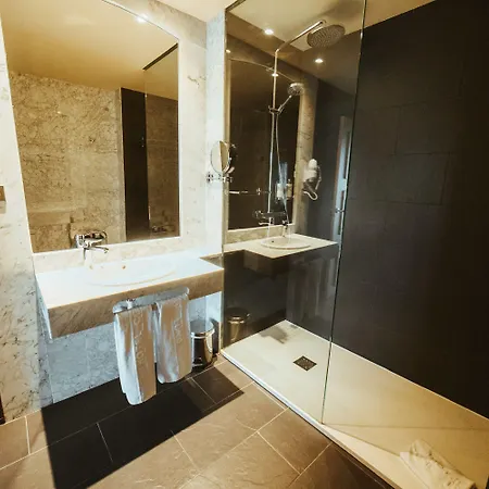 Otel Barcelo Conde Luna 4*