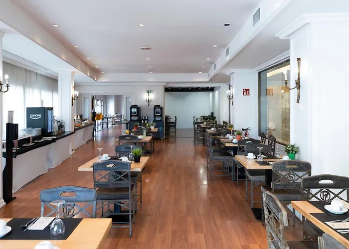 Barcelo Conde Luna León