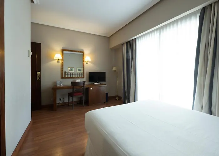 Barcelo Conde Luna Hotel